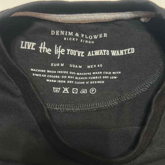 Denim&Flower Ricky Singh Unisex Black T-Shirt with Bear Graphic M like new - Picture 3 of 6